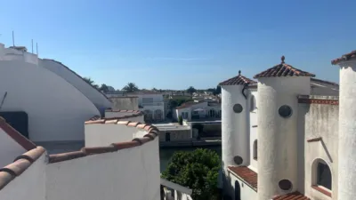 Townhouse on Calle de La Valira, 19 photo 17