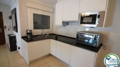 Apartment on La Muga Street, 2 photo 5