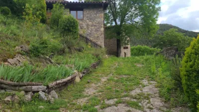 House on Vall de Bianya Street photo 4