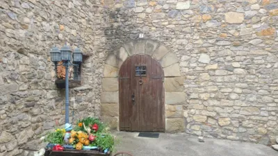 House on Vall de Bianya Street photo 9