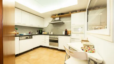 Casa en calle Darnius photo 5