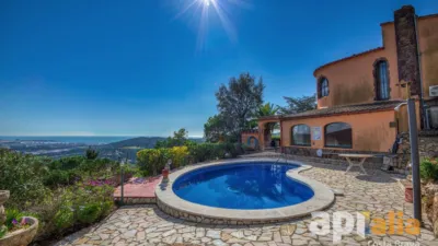 Casa en calle Basilea photo 6