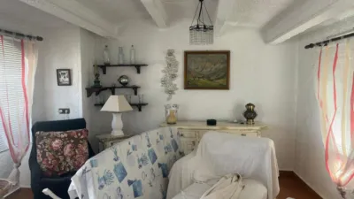 Townhouse on Calle de La Valira, 19 photo 13