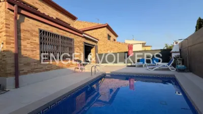 Casa en Carrer del Rosselló photo 2