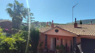 Terraced house in Vallirana photo 3