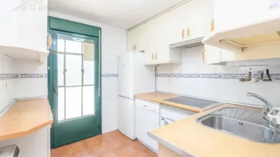 Apartment on Daoíz y Velarde Street photo 2