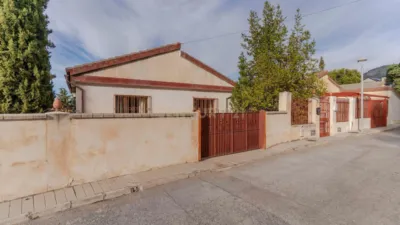 Casa en venta en Calle del Cerro de las Pipas, 92, La Zubia de 269.000 €