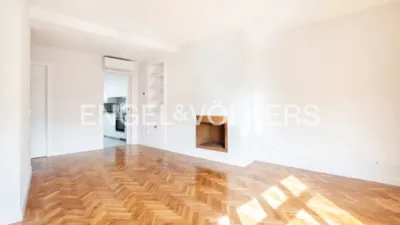 Piso en alquiler en Calle de Cadarso - Imagen 2