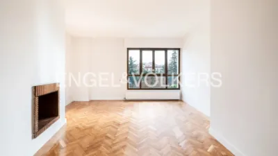 Piso en alquiler en Calle de Cadarso - Imagen 3