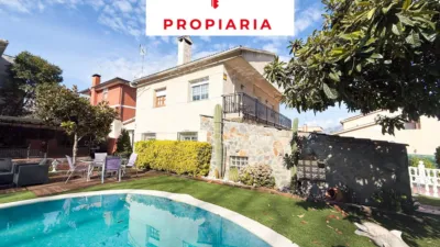 House in Sant Esteve Sesrovires photo 2