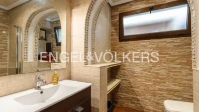 Villa in Villafranca del Castillo photo 26