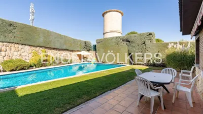 Villa in Villafranca del Castillo photo 59