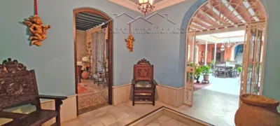 House in the Centre photo 2