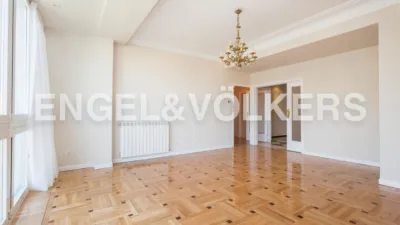 Piso en alquiler en Avenida de Felipe II - Imagen 4