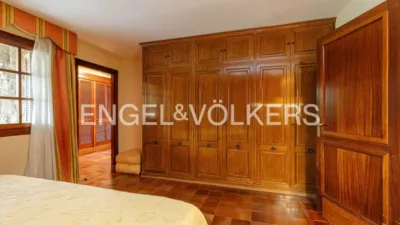 Villa in Villafranca del Castillo photo 18