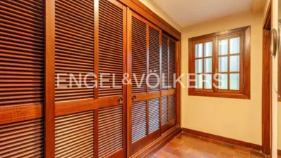 Villa in Villafranca del Castillo photo 19