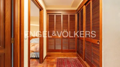 Villa in Villafranca del Castillo photo 23
