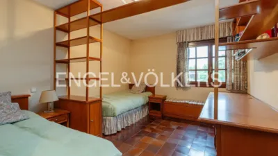 Villa in Villafranca del Castillo photo 25