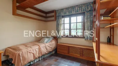 Villa in Villafranca del Castillo photo 27