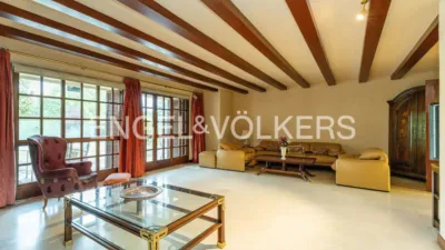 Villa in Villafranca del Castillo photo 5