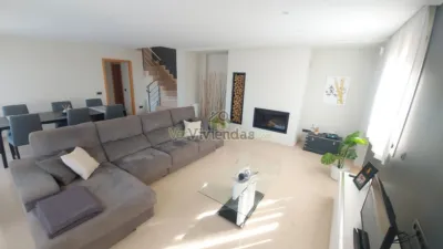 Casa en venta en Carrer Major, 623, cerca de Carrer Verge del Roser, Vallirana de 519.000 €
