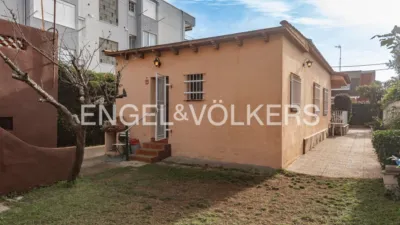 House in Can Bou photo 32