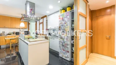 Flat on Clara del Rey Street photo 11