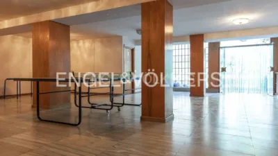 Flat on Clara del Rey Street photo 29