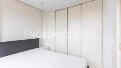 Piso en alquiler en Avenida del General Perón - Imagen 19