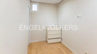Piso en alquiler en Avenida del General Perón - Imagen 22
