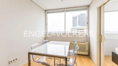 Piso en alquiler en Avenida del General Perón - Imagen 4