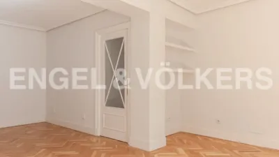 Piso en alquiler en Calle Orense, cerca de Calle de Julián Besteiro - Imagen 4