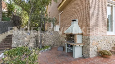 House in Centre photo 61