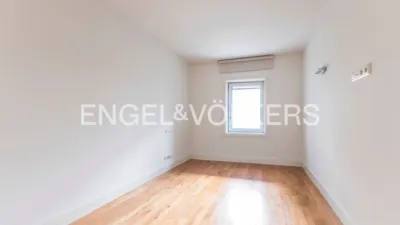 Apartamento en alquiler en Almagro - Imagen 18