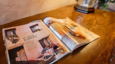 Casa rústica en alquiler en Travesía de la Caz, Torreiglesias de 3.000 €<span>/mes</span>