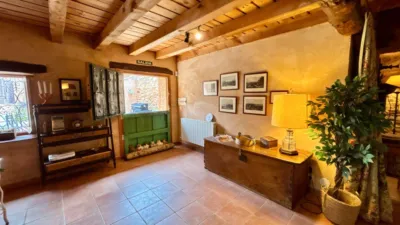 Casa rústica en alquiler en Travesía de la Caz, Torreiglesias de 3.000 €<span>/mes</span>