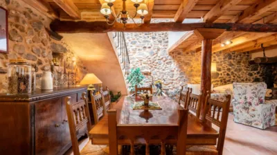 Casa rústica en alquiler en Travesía de la Caz, Torreiglesias de 3.000 €<span>/mes</span>