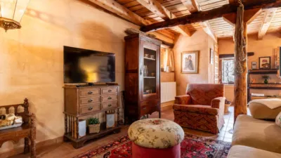 Casa rústica en alquiler en Travesía de la Caz, Torreiglesias de 3.000 €<span>/mes</span>