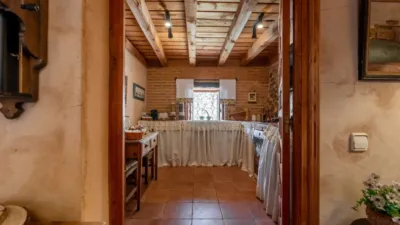 Casa rústica en alquiler en Travesía de la Caz, Torreiglesias de 3.000 €<span>/mes</span>