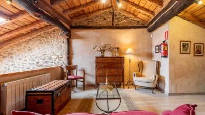 Casa rústica en alquiler en Travesía de la Caz, Torreiglesias de 3.000 €<span>/mes</span>