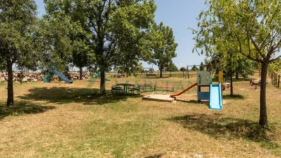 Casa rústica en alquiler en Travesía de la Caz, Torreiglesias de 3.000 €<span>/mes</span>