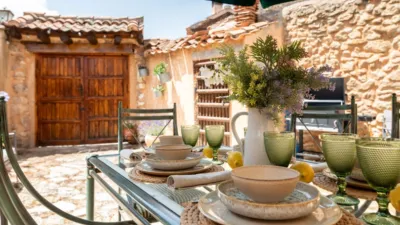 Casa rústica en alquiler en Travesía de la Caz, Torreiglesias de 3.000 €<span>/mes</span>