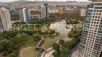 Penthouse on Passeig del Taulat photo 39