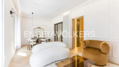 Apartment on Francisco Silvela Street photo 4