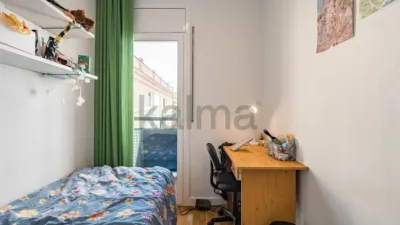 Flat on Carrer del Ferrocarril photo 31