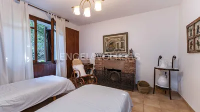 House in Castellví de Rosanes photo 32