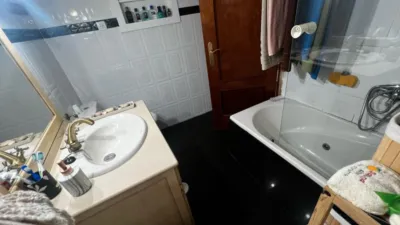 Piso en venta en Calle de Bonifacio Gil, cerca de Calle de Bailén, Ciudad Jardín (Badajoz Capital) de 89.000 €