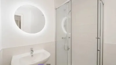 Piso en alquiler en Calle C. Carlos Benítez Saurel, Entrenúcleos (Dos Hermanas) de 950 €<span>/mes</span>