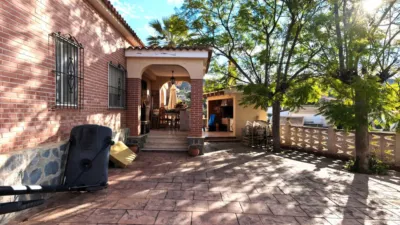 Chalet on Carrer Almogavers photo 6