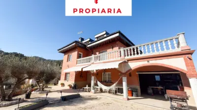 Chalet in Corbera de Llobregat photo 3
